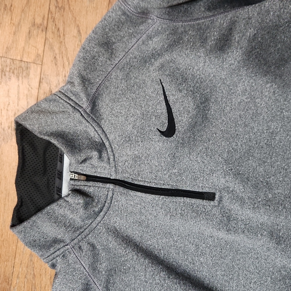 Nike Men's Gray Pullover - Picture 2 of 3